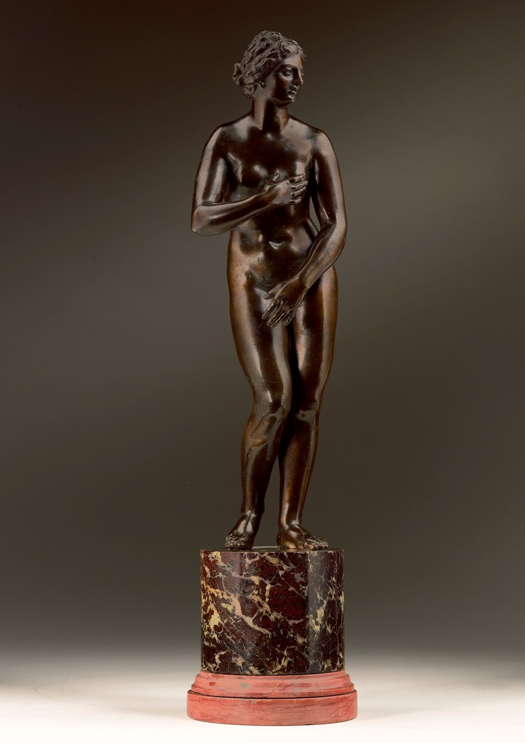 29. Venus de' Medici